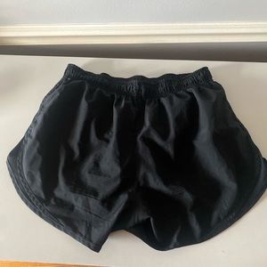 Black nike athletic shorts size M